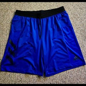 Men’s Adidas Basketball Club Shorts 3XL